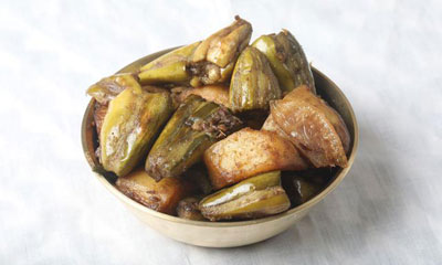আলু পটোলের ডালনা আলু পটোলের ডালনা