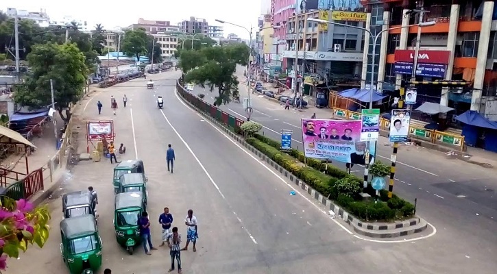 ছুটির আমেজ কাটেইনি রাজধানী ঢাকায় ছুটির আমেজ কাটেইনি রাজধানী ঢাকায়