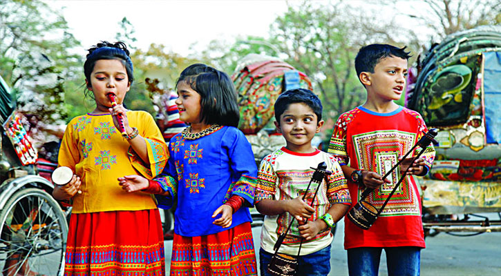 শিশুর বৈশাখী খেলনা