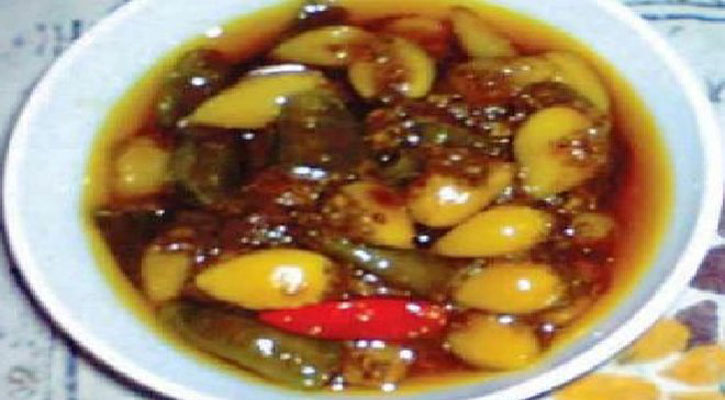 আম রসুনের আচার আম রসুনের আচার