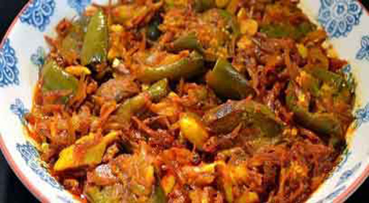 কাচকি শুঁটকি ভুনা কাচকি শুঁটকি ভুনা