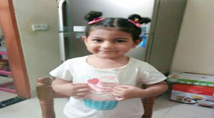 নাবিলার শিশুকন্যা এখন পুলিশের কাছে নাবিলার শিশুকন্যা এখন পুলিশের কাছে