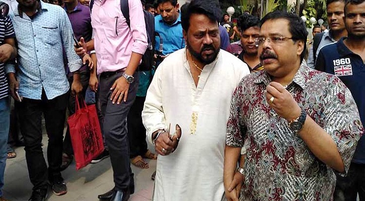 হাতে টাকা থাকলেই গিটার কিনত বাচ্চু : এন্ড্রু কিশোর হাতে টাকা থাকলেই গিটার কিনত বাচ্চু : এন্ড্রু কিশোর