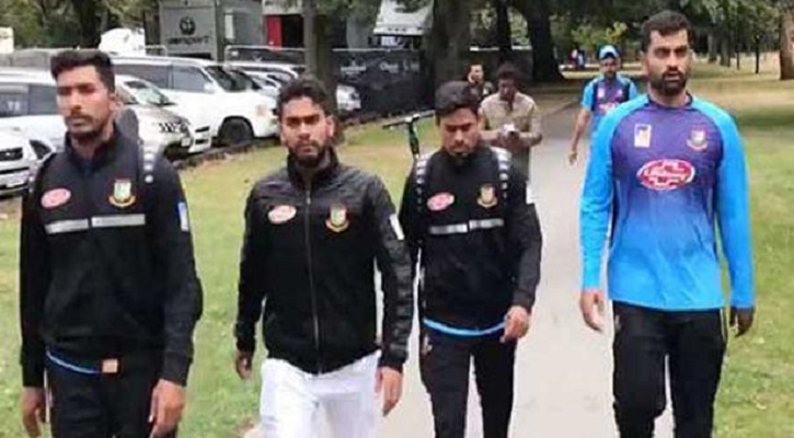 অজ্ঞাত নারীর কল্যাণে বাঁচলেন তামিম-মুশফিকরা? অজ্ঞাত নারীর কল্যাণে বাঁচলেন তামিম-মুশফিকরা?