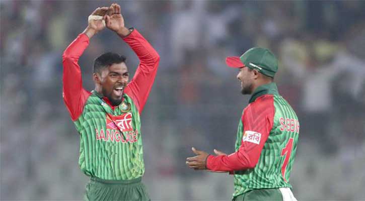 নাগিনের ওঝা কে? নাগিনের ওঝা কে?
