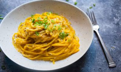 Creamy Kabocha Squash and Roasted Red Pepper Pasta