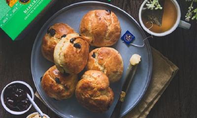 Green Tea Cranberry Scones