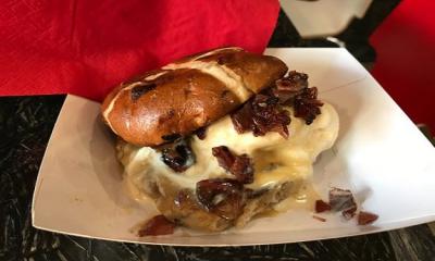 Caramel Buns Ice Cream Burger