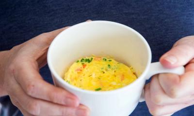 2 Minute Egg Omelet in a Mug
