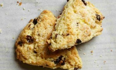 Lemon Raisin Scones