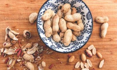 How peanuts can help in weight loss ?
