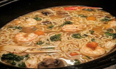 Slow Cooker Seafood Ramen