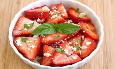 Strawberry Salad with Balsamic