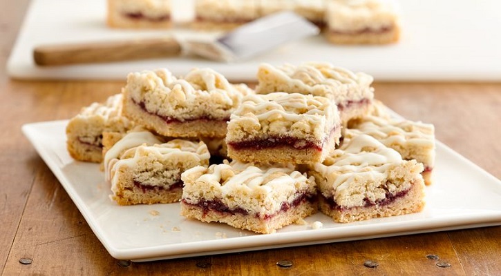 Raspberry Filled Cookie Bars