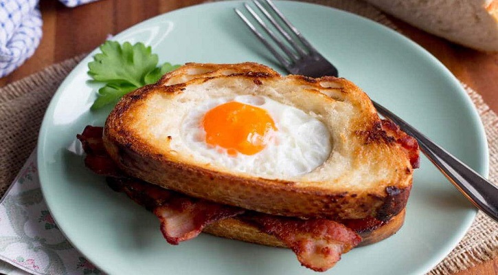 Egg-in-a-Hole Breakfast Sandwich