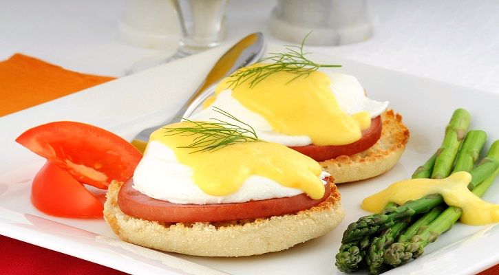 Healthy Eggs Benedict 