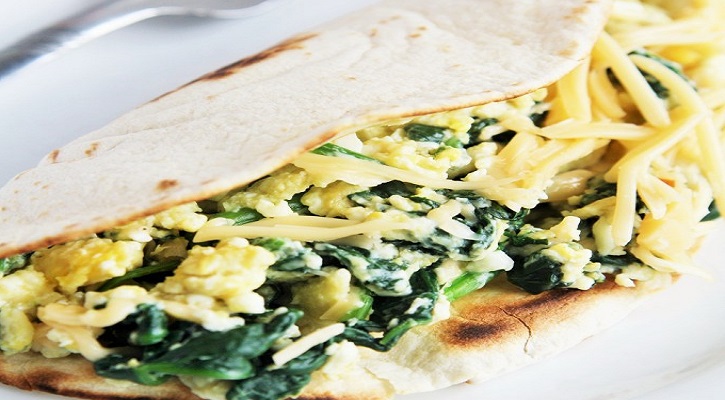 Spinach, Egg and Cheese Breakfast Warp