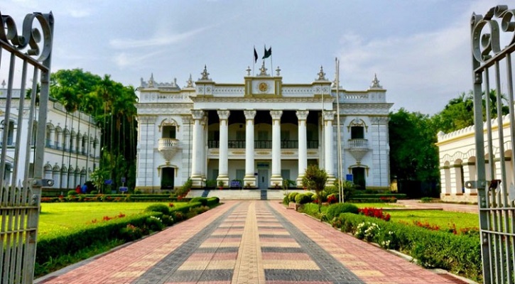 মহেরা জমিদার বাড়ি সম্পর্কে বিস্তারিত