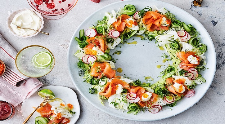 Smoked salmon wreath