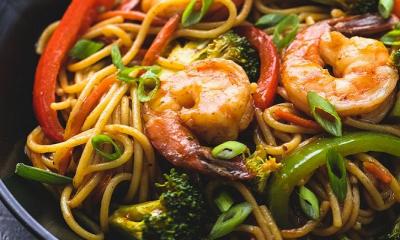 Shrimp ‍‍`n Broccoli Lo Mein