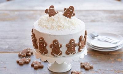Gingerbread cake with caramel biscuit icing