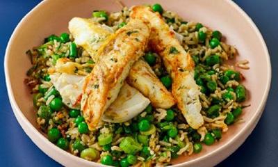 Herby fish fingers with Chinese-style rice