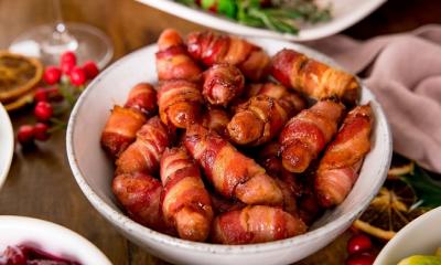 Jumbo pigs in blankets
