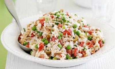 Help-yourself tuna rice salad